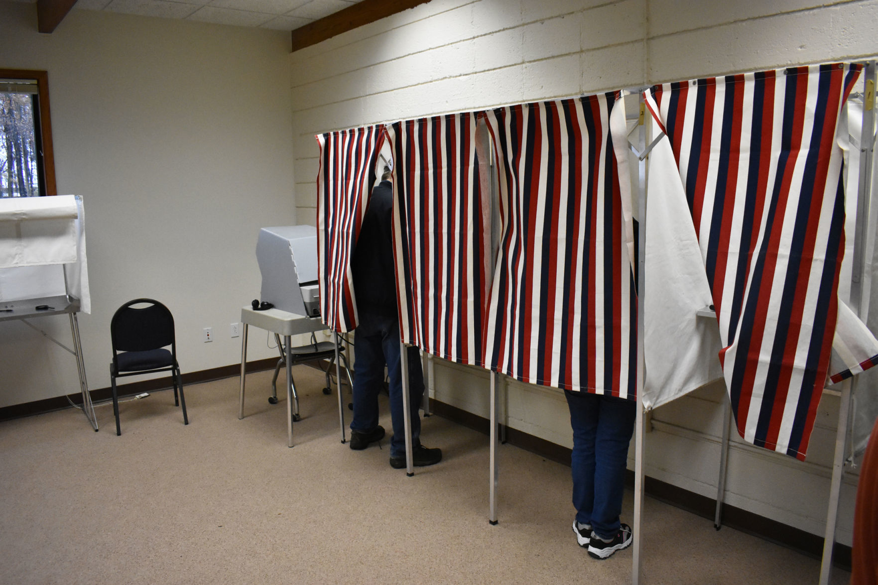 Election 2018 -- town of Leeds voters